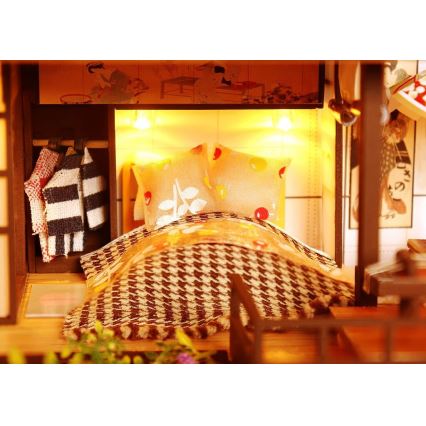 2Kids Παιχνίδια - Μινιατούρα σπιτιού Πολυτελής βίλα με κερασιές 2xAAA