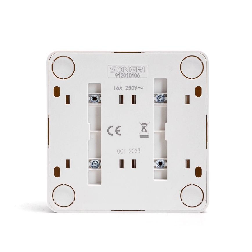 Aigostar - Τετραπλή επιτοίχια οικιακή πρίζα SCHUKO 250V λευκή