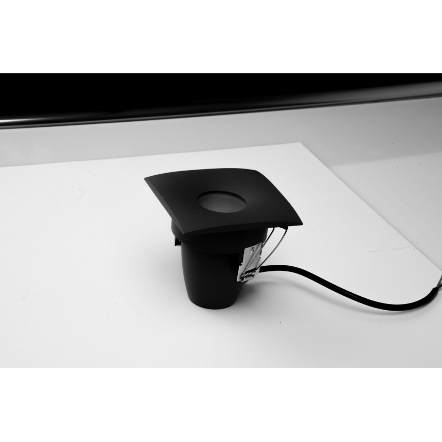 Azzardo AZ5392 - Χωνευτό φωτιστικό μπάνιου ROMOLO 1xGU10/50W/230V IP65 μαύρο