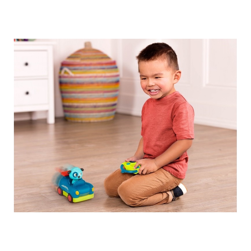 B-Toys - Αυτοκινητάκι με τηλεχειριστήριο Σκύλος Woofer 4xAA