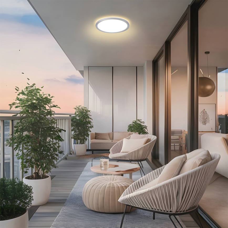 Brilagi - LED φωτιστικό οροφής μπάνιου ULTRA SLIM LED/12W/230V Ø 22,5 cm ασημένιο IP54