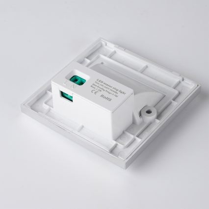 Brilagi - LED φωτιστικό σκάλας με αισθητήρα STEP LIGHT LED/1,5W/230V IP44 ασημί