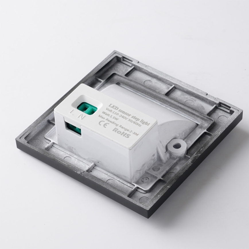 Brilagi - LED φωτιστικό σκάλας με αισθητήρα STEP LIGHT LED/1,5W/230V IP44 μαύρο