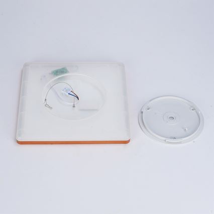 Brilagi - LED Φωτιστικό οροφής μπάνιου ULTRA SLIM LED/18W/230V 30x30 cm ροζ χρυσό IP54