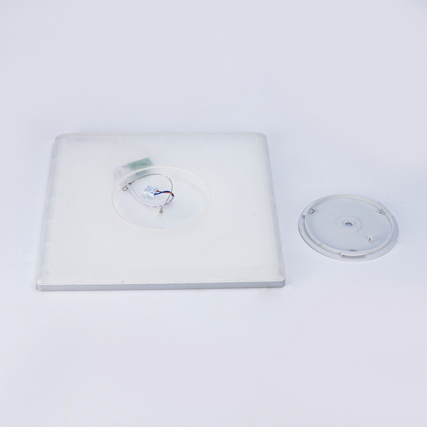 Brilagi - Φωτιστικό οροφής LED για μπάνιο ULTRA SLIM LED/24W/230V 42x42 cm ασημί IP54