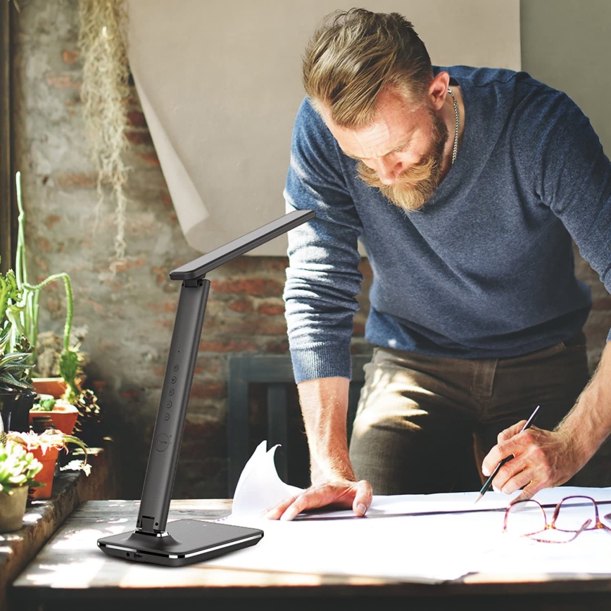 Brilagi - Ρυθμιζόμενο LED επιτραπέζιο φωτιστικό γραφείου με ασύρματη φόρτιση QI και θύρα USB REGINA LED/8,5W/230V μαύρο
