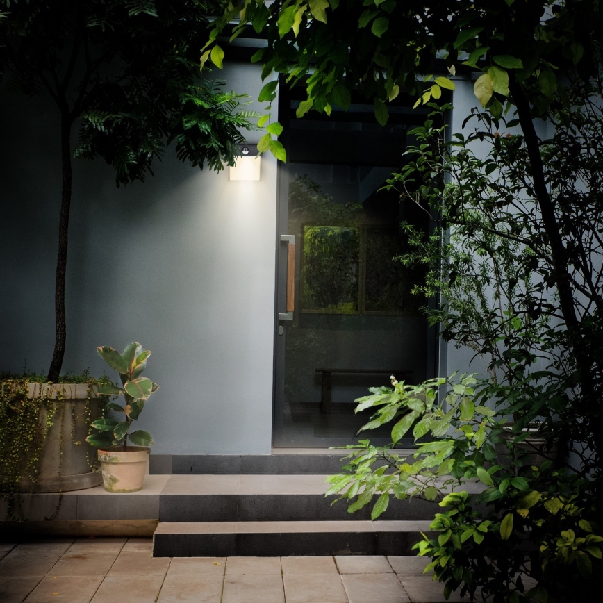 Brilagi - Εξωτερικό επιτοίχιο φωτιστικό LED με αισθητήρα TERNI LED/12W/230V μαύρο IP44