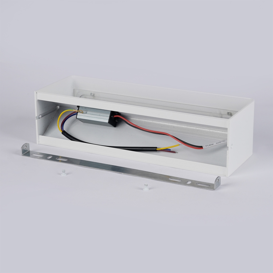 Brilagi - LED εξωτερικό επιτοίχιο φωτιστικό DONNANI LED/12W/230V 30 cm λευκό IP44