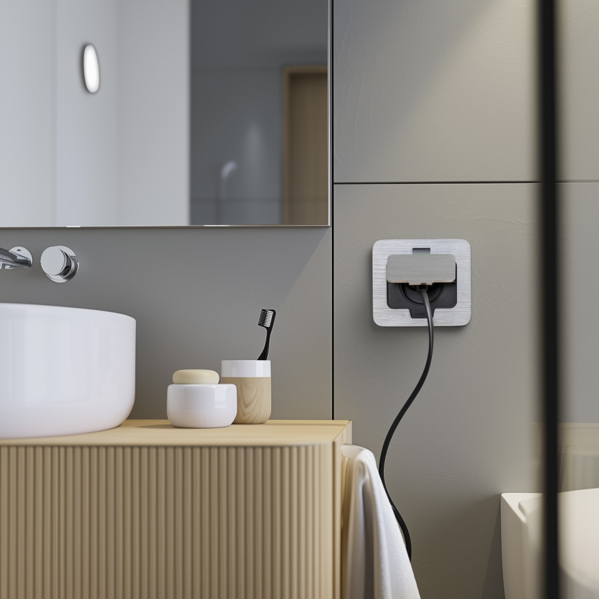 Brilagi - Επιδαπέδια χωνευτή πρίζα εξωτερικού χώρου IP55 ματ χρώμιο ορθογώνια