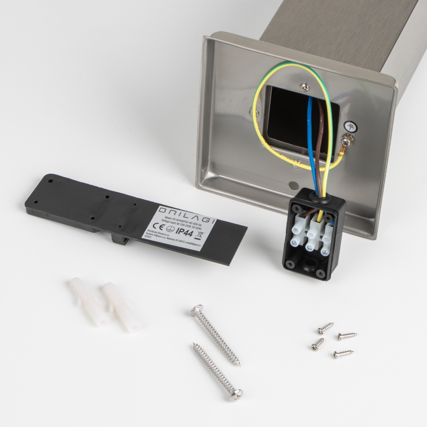 Brilagi - Εξωτερικό φωτιστικό NOVA με 2 πρίζες SCHUKO 1xE27/15W/230V 40 cm IP44 ματ χρώμιο