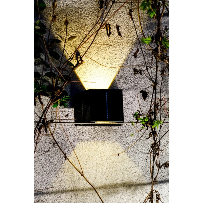 Brilagi - Ηλιακό φωτιστικό τοίχου LED με αισθητήρα SOLAR CUBE LED/2W/3,2V 1300 mAh IP54