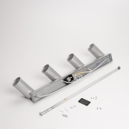 Brilagi - Φωτιστικό σποτ μπάνιου SELE 4xGU10/30W/230V IP44 ασημί