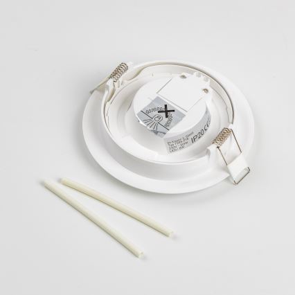 Briloner 7285-016 - LED φωτιστικό οροφής για ψευδοροφή μπάνιου LED/6,4W/230V IP23