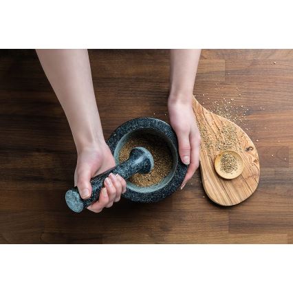 Cole&Mason - Γρανιτένιος γουδοχέρης με γουδοχέρι GRANITE διάμ. 18 εκ. γρανίτης/μαύρο