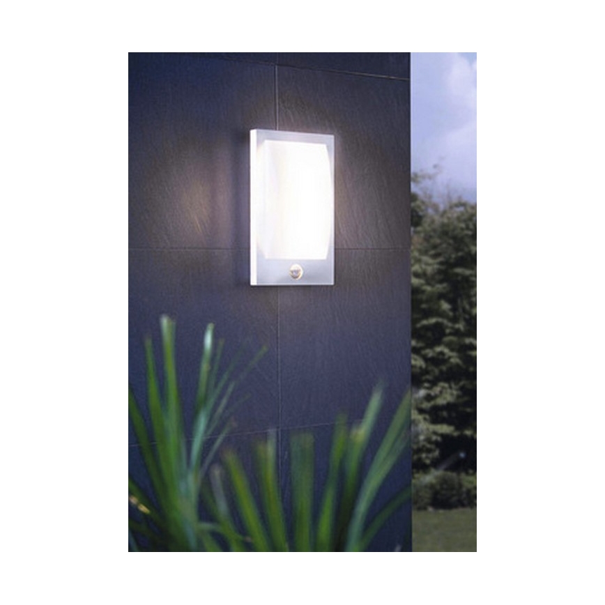 Eglo 79213 - Φωτιστικό τοίχου εξωτερικού χώρου με αισθητήρα VERRES 1xE27/12W/230V IP44 ματ χρώμιο