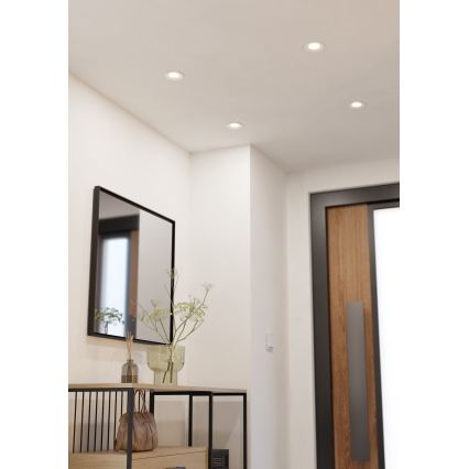 Eglo - Ρυθμιζόμενο εντοιχισμένο φωτιστικό οροφής LED, 6,4 W/230 V, διάμ. 8,8 cm, λευκό