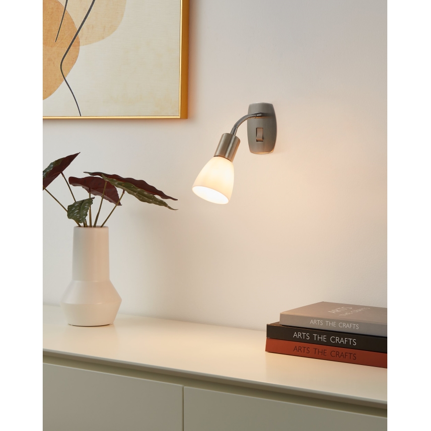 Eglo - Επιτοίχια απλίκα για πρίζα 1xE14/5W/230V ματ χρώμιο