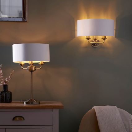 Endon 98932 - Επιτραπέζιο φωτιστικό HIGHCLERE 3xE14/18W/230V λευκό/ορείχαλκο διάμ. 32 εκ.