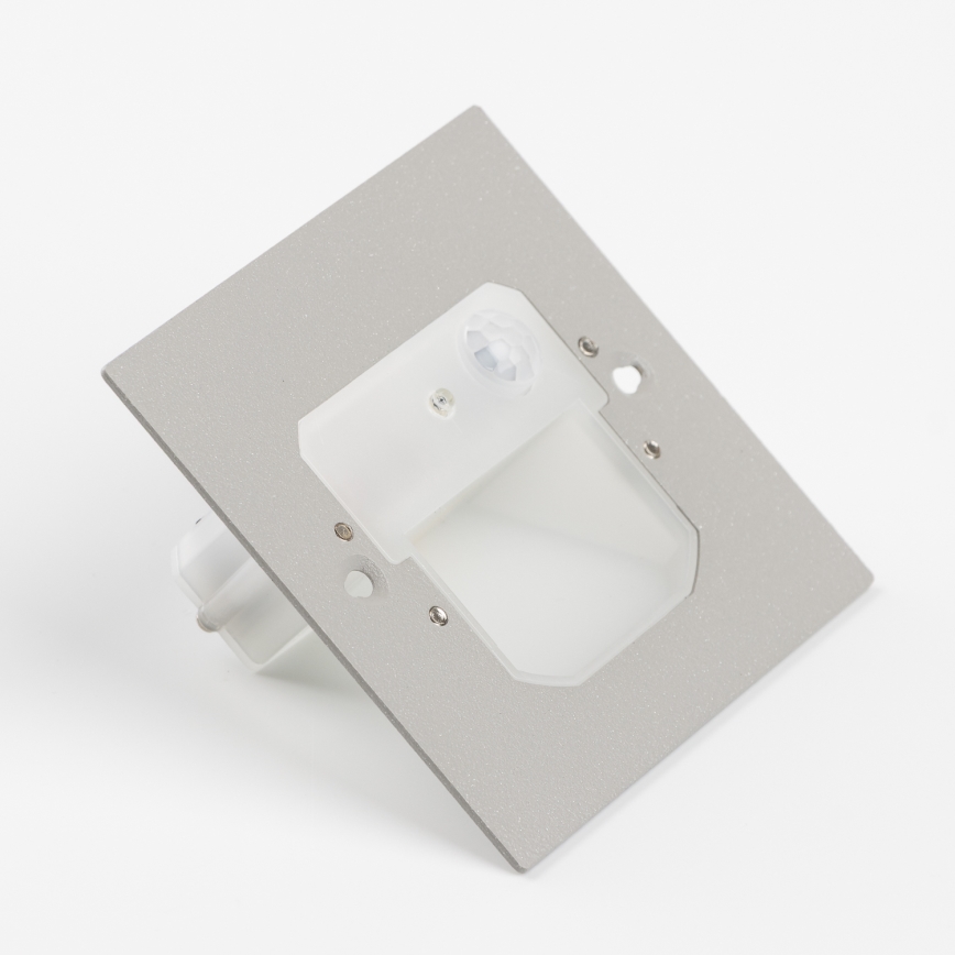 LED φωτιστικό σκάλας με αισθητήρα κίνησης και λυκόφωτος LED/1,5W/230V 3000/4000/6000K λευκό