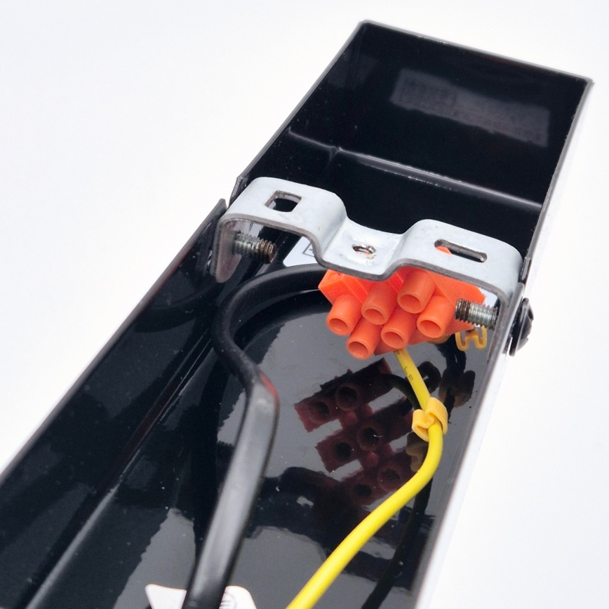 Φωτιστικό τοίχου ASTRID 1xE27/60W/230V γυαλιστερό μαύρο