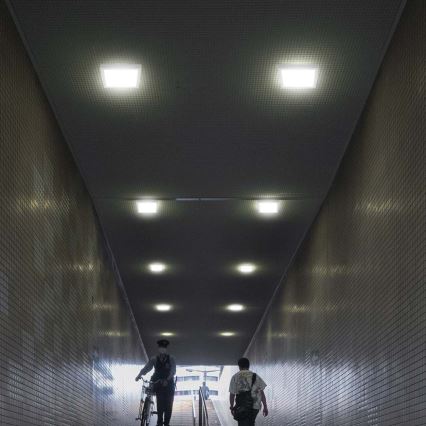 Φωτιστικό οροφής LED LED/18W/230V 3000K 21,4x21,4 cm λευκό