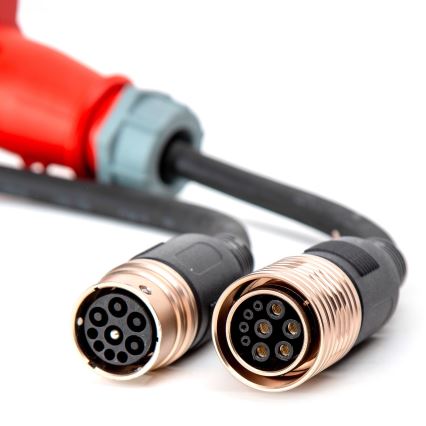 Φορητός φορτιστής για ηλεκτρικά οχήματα με 4 αντάπτορες Type 2 32A/480V 22kW 5m IP67