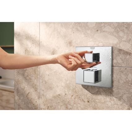 GROHE 34879000 - Εντοιχισμένο σύστημα ντους PRECISION CUBE 310 × 310 mm χρωμέ