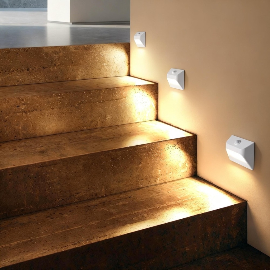 Immax 08308L - Επαναφορτιζόμενο LED φωτιστικό σκαλοπατιών με αισθητήρα STEP LIGHT LED/0,3W/3,7V 2200 mAh IP53 λευκό