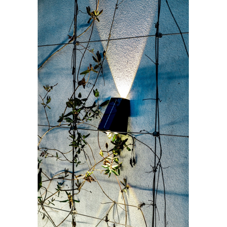 Ηλιακό φωτιστικό τοίχου LED με αισθητήρα LED/2W/5V IP54 1300 mAh