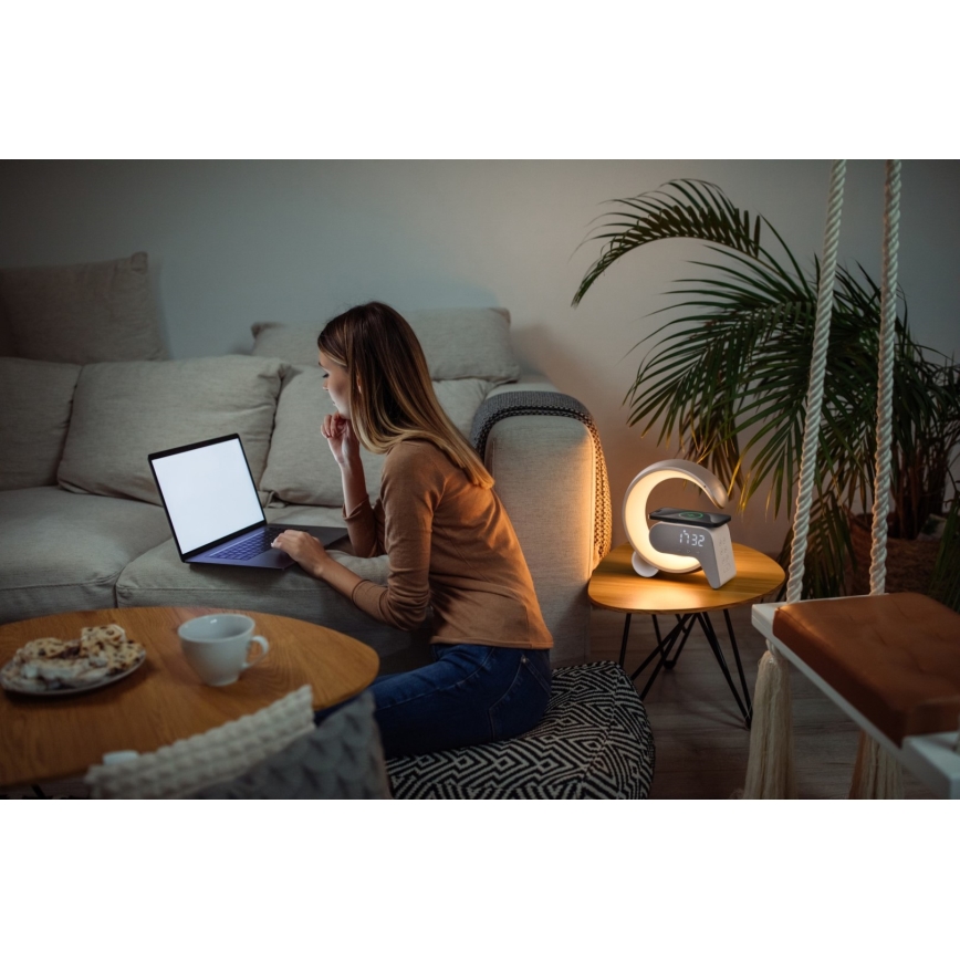 LED RGB Dimmable επιτραπέζιο φωτιστικό με ξυπνητήρι και φόρτιση Qi 30W/230V ασημί