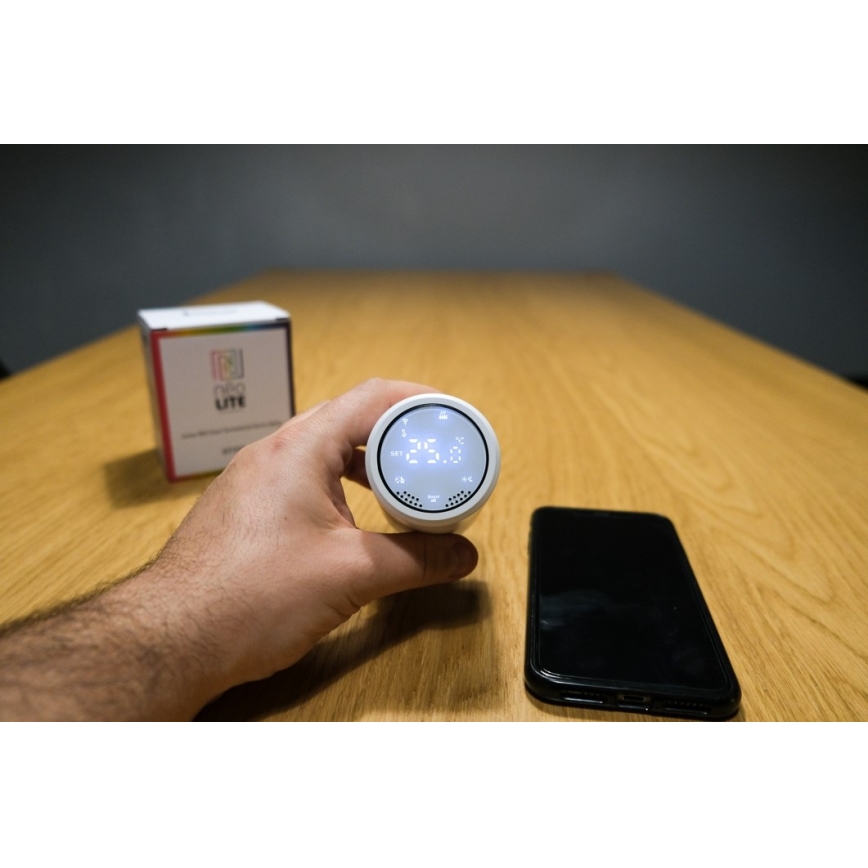 Immax NEO 07732C-ΣΕΤ 4x Θερμοστατικές κεφαλές + BRIDGE PRO v3 2xAA/3V Wi-Fi Tuya