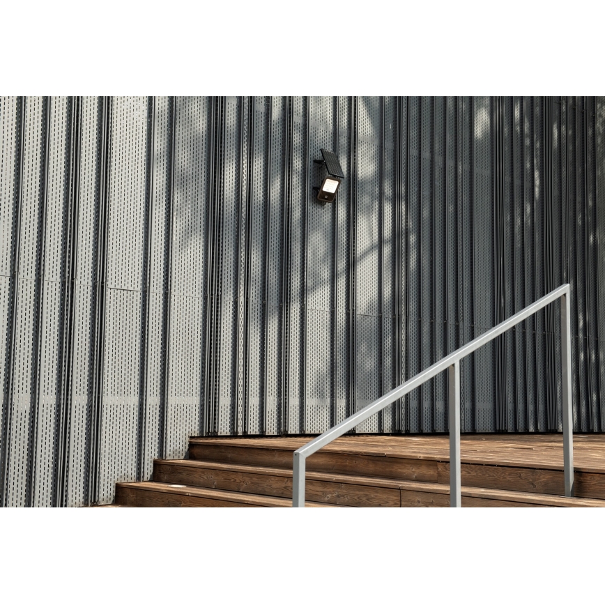 LED Dimmable προβολέας με ηλιακό πάνελ και αισθητήρα λυκόφωτος LED/10W/10000 mAh 3,2V IP65 + τηλεχειριστήριο