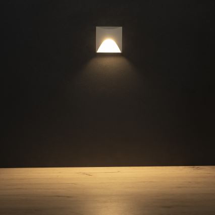 LED φωτιστικό σκάλας EXIN LED/2,5W/230V 3000K IP65 λευκό τετράγωνο