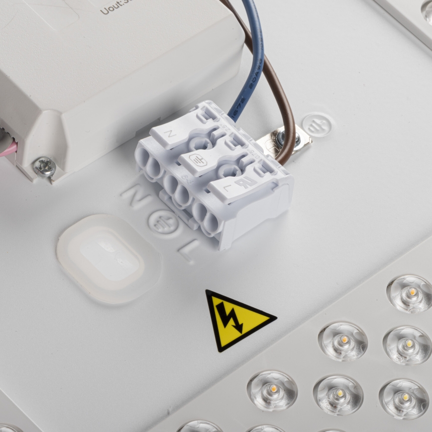 LED ρυθμιζόμενο φωτιστικό οροφής LIXAN LED/65W/230V 3000–6500K διάμ. 48,6 εκ. λευκό/ασημί + τηλεχειριστήριο