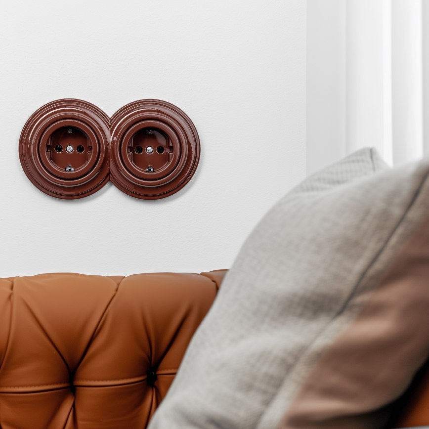 Kliklap - Διπλή ρετρό επιτοίχια πρίζα με πλαίσιο 230V, καφέ