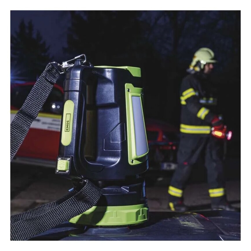 Επαναφορτιζόμενος φακός LED LED/3,7V IP44 850 lm 8000mAh