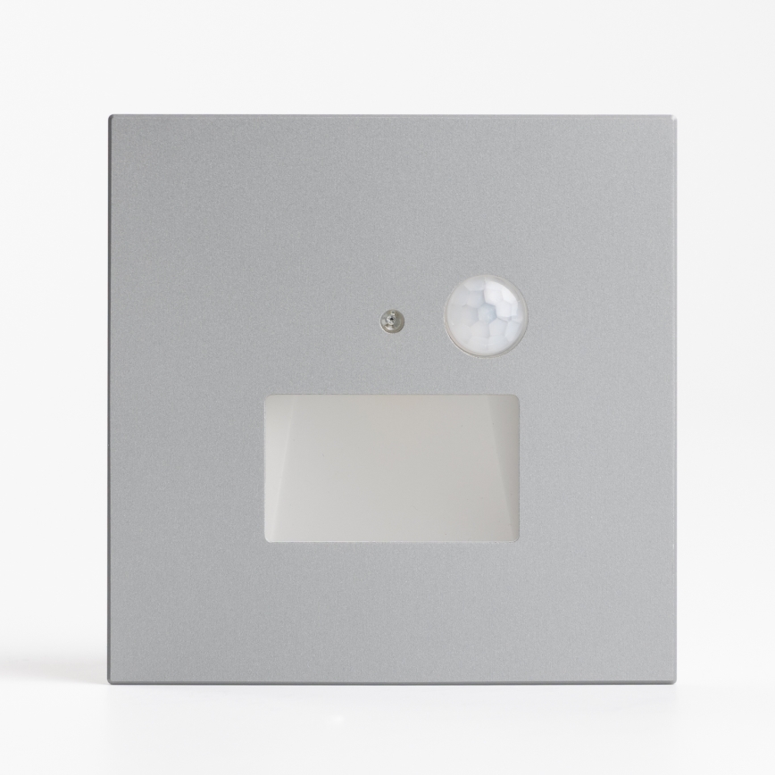 LED φωτιστικό σκάλας με αισθητήρα κίνησης και λυκόφωτος LED/1,5W/230V 3000/4000/6000K ασημί