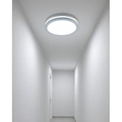 LED φωτιστικό οροφής μπάνιου με αισθητήρα κίνησης LED/20W/230V 3000/4000/6500K Ø 23 cm IP54 λευκό