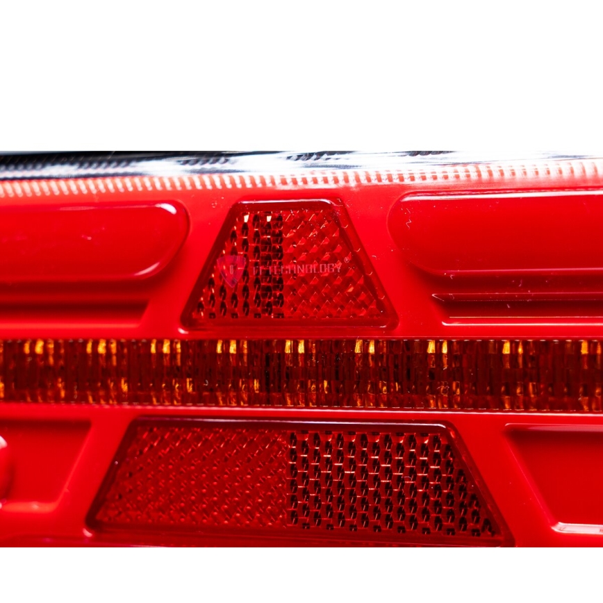 LED Πίσω φώτα συνδυασμένα με δυναμικό φλας LED/10-30V IP67 δεξιός