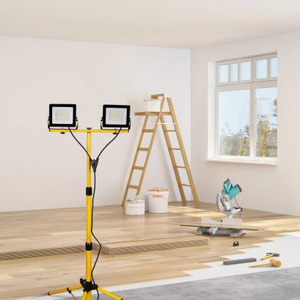LED προβολέας με τρίποδο 2xLED/30W/230V 6500K IP65 κίτρινος