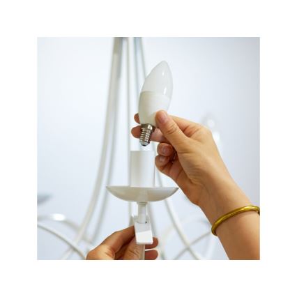 LED RGBW Dimmable λάμπα C37 E14/4,9W/230V 2200-6500K CRI 90 Wi-Fi -WiZ