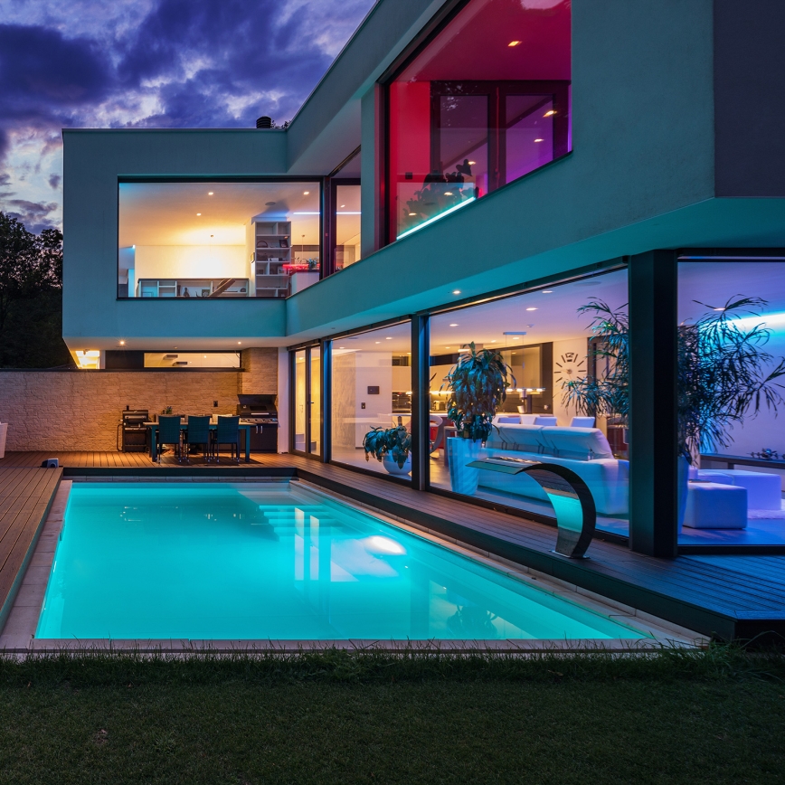 LED RGBW Ρυθμιζόμενη λωρίδα LED για μπάνιο/12,5W/12V IP65 5m Wi-Fi Tuya