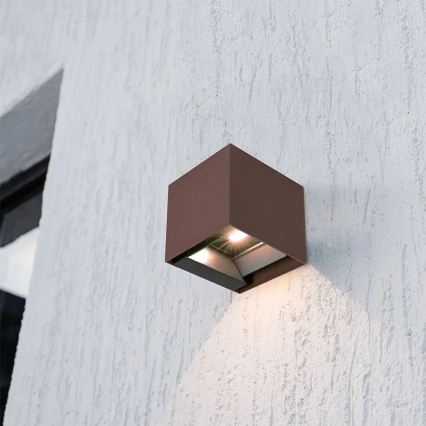Ηλιακό επιτοίχιο φωτιστικό LED με αισθητήρα LED/9W/3,7V 3000/4000/5000K IP65 2600 mAh καφέ