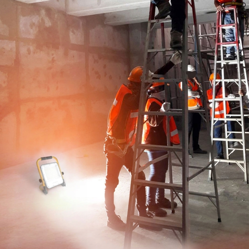 LED επαναφορτιζόμενος προβολέας με βάση LED/30W/3,2V 4500K 5000 mAh IP65 πορτοκαλί