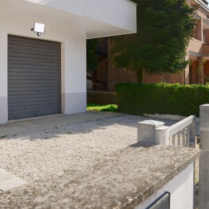 LED Εξωτερικός προβολέας με αισθητήρα LED/20W/230V 5000K IP44