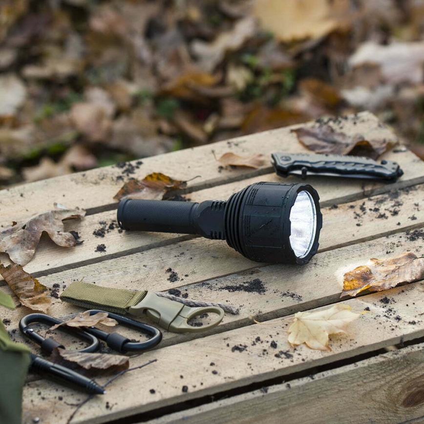 LED Ρυθμιζόμενος επαναφορτιζόμενος φακός LED/30W/5V IPX7 3000 lm 4200 mAh