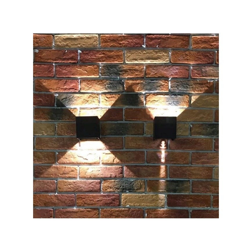 LED Επιτοίχιο φωτιστικό εξωτερικού χώρου 2xLED/3W/230V IP54 μαύρο