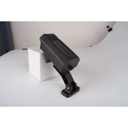 Μακέτα LED κάμερας ασφαλείας με αισθητήρα και ηλιακό πάνελ LED/5W/5,5V 800 mAh IP65 + τηλεχειριστήριο