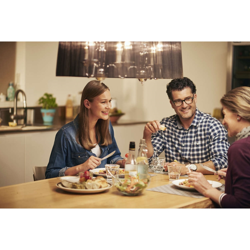 LED Με Dimmer κερί Philips Warm Glow E14/4W/230V - CANDLE 2200 - 2700K