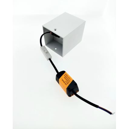 LED σποτ φωτιστικό LED/5W/230V 3000/4000/6400K 7,5x7,5 cm λευκό